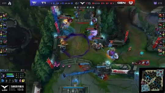 他在禁区内 他在禁区内