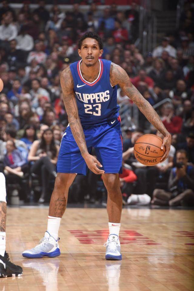 杨曦皓：当选CBA状元心情很激动 想为主场球迷带来精彩比赛