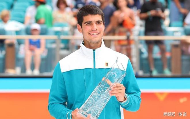 4个篮板和 4个篮板和